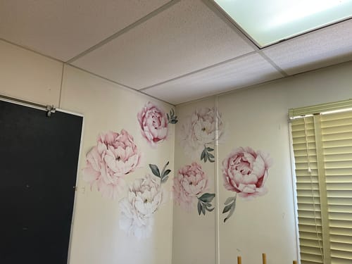 Customer photo review of Peony Wallstickers