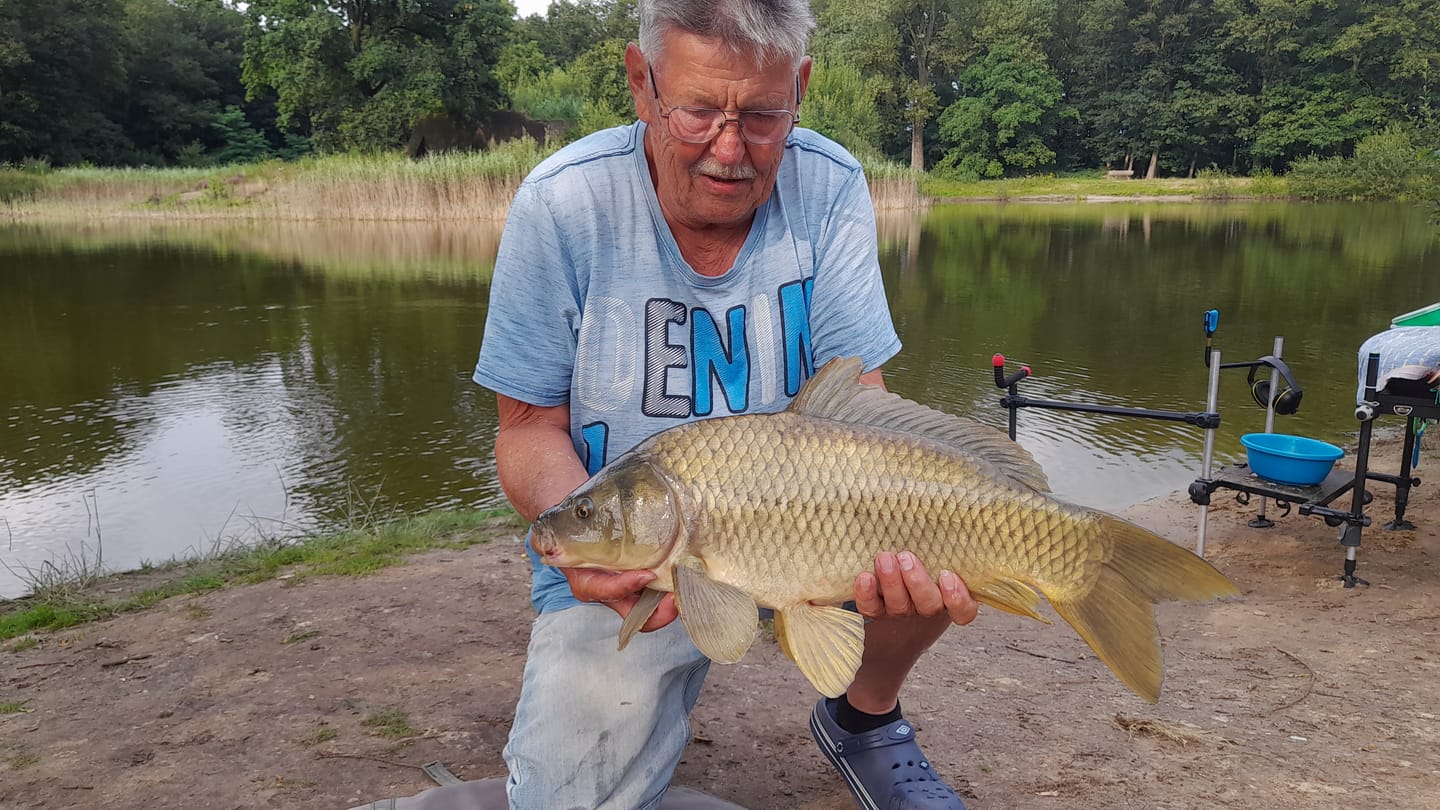 Customer photo review of PREMIUM CARP PELLETS - ALLTECH COPPENS