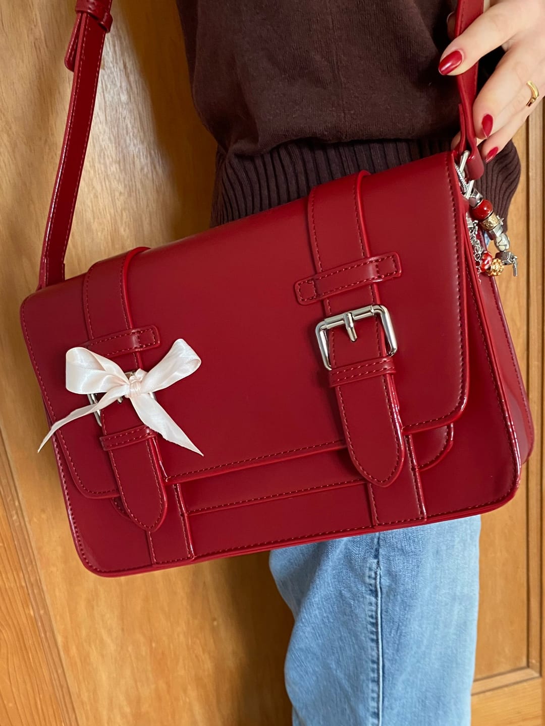 Customer photo review of Jane Messenger Bag
