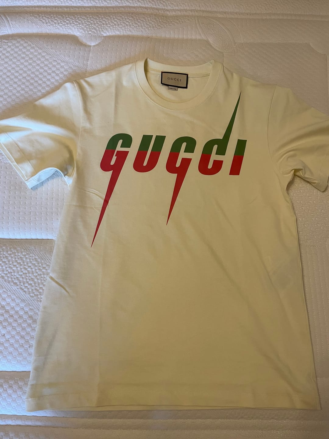 Customer photo review of T-shirt GUCCI stampa Blade color milk