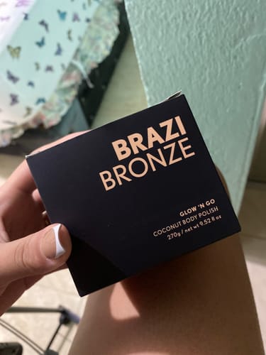 Customer photo review of Glow n’ Go Body Polish