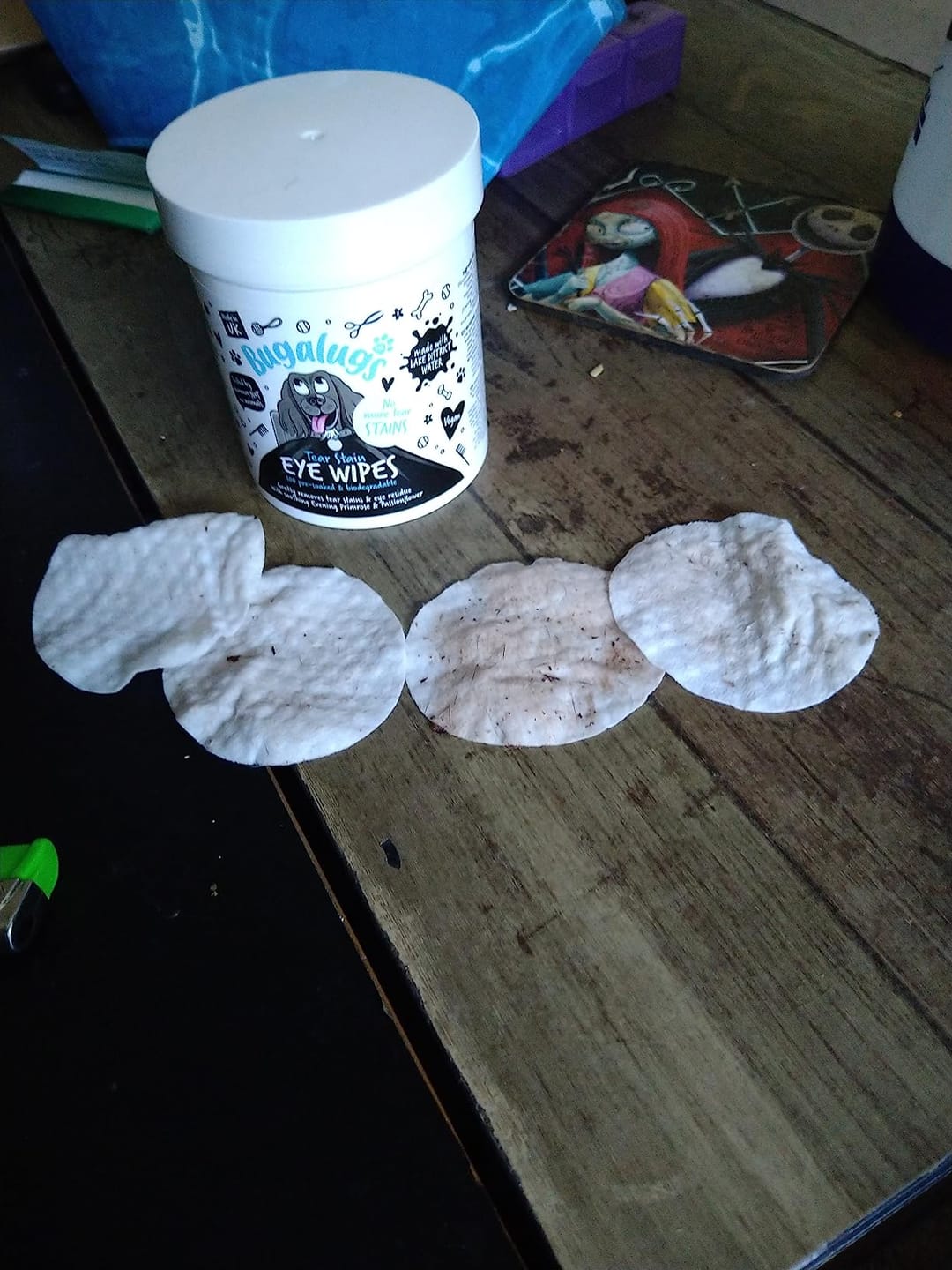 Customer photo review of Tear Stain Eye Wipes for Dogs 100 Pre-soaked & Biodegradable Wipes