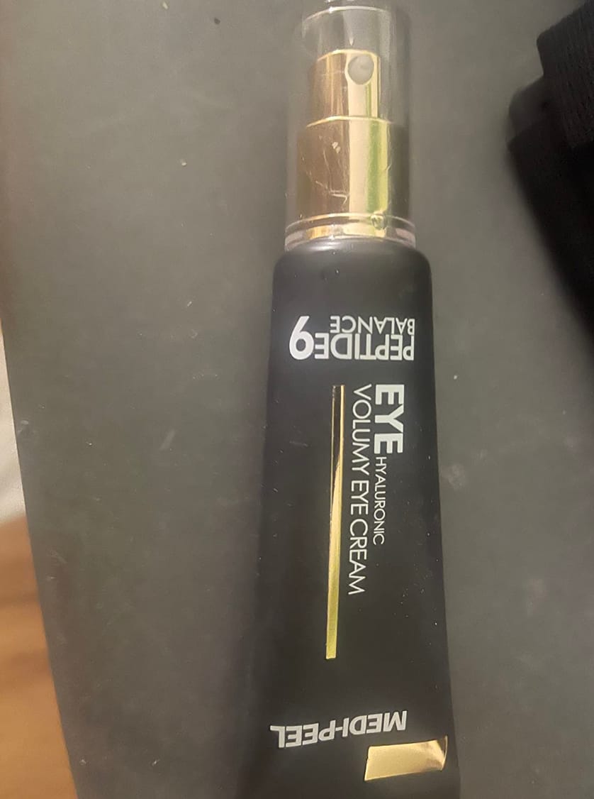Customer photo review of Cremă antirid pentru ochi Medi-Peel Peptide 9 Hyaluronic Volumy Eye Cream 40 ml
