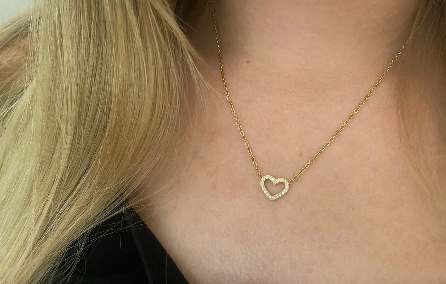 Customer photo review of Shine Heart Halskette | 18K vergoldet