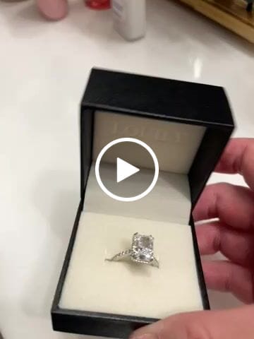 Customer video review of S925 4.5Ct Radiant Cut Engagement Ring Moissanite/Simulated Diamond Solitaire Stackable Travel Ring For Women