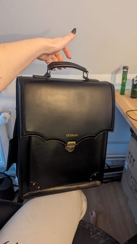 Customer photo review of Aria Vintage Backpack for 15.6 Inches