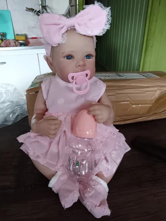 Customer photo review of 18inch Girls Bettie Full Silicone Vinyl Bebe Reborn Lifelike Painted Soft Skin Doll For Children's Gift