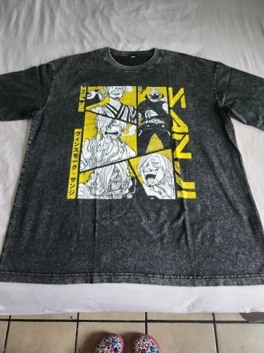 Customer photo review of Onepiece Vintage T-shirts