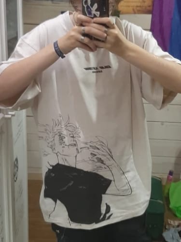 Customer photo review of Gojo Sixth Eye Oversized Vintage T-shirt