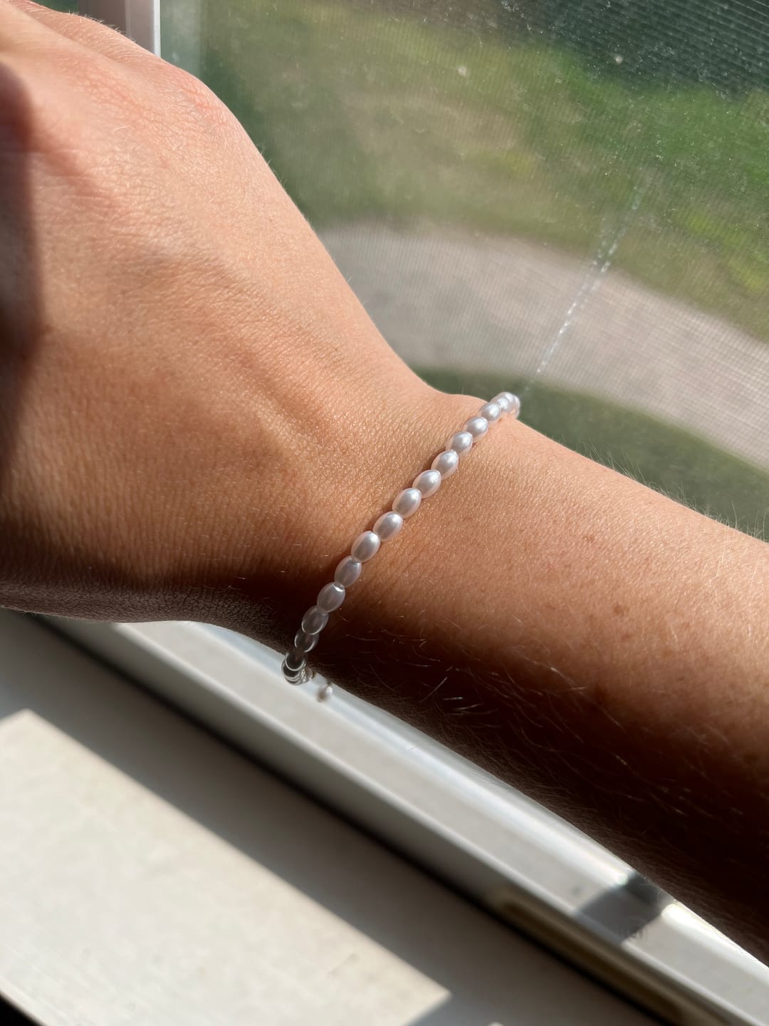 Customer photo review of Temi Pearl Bracelet