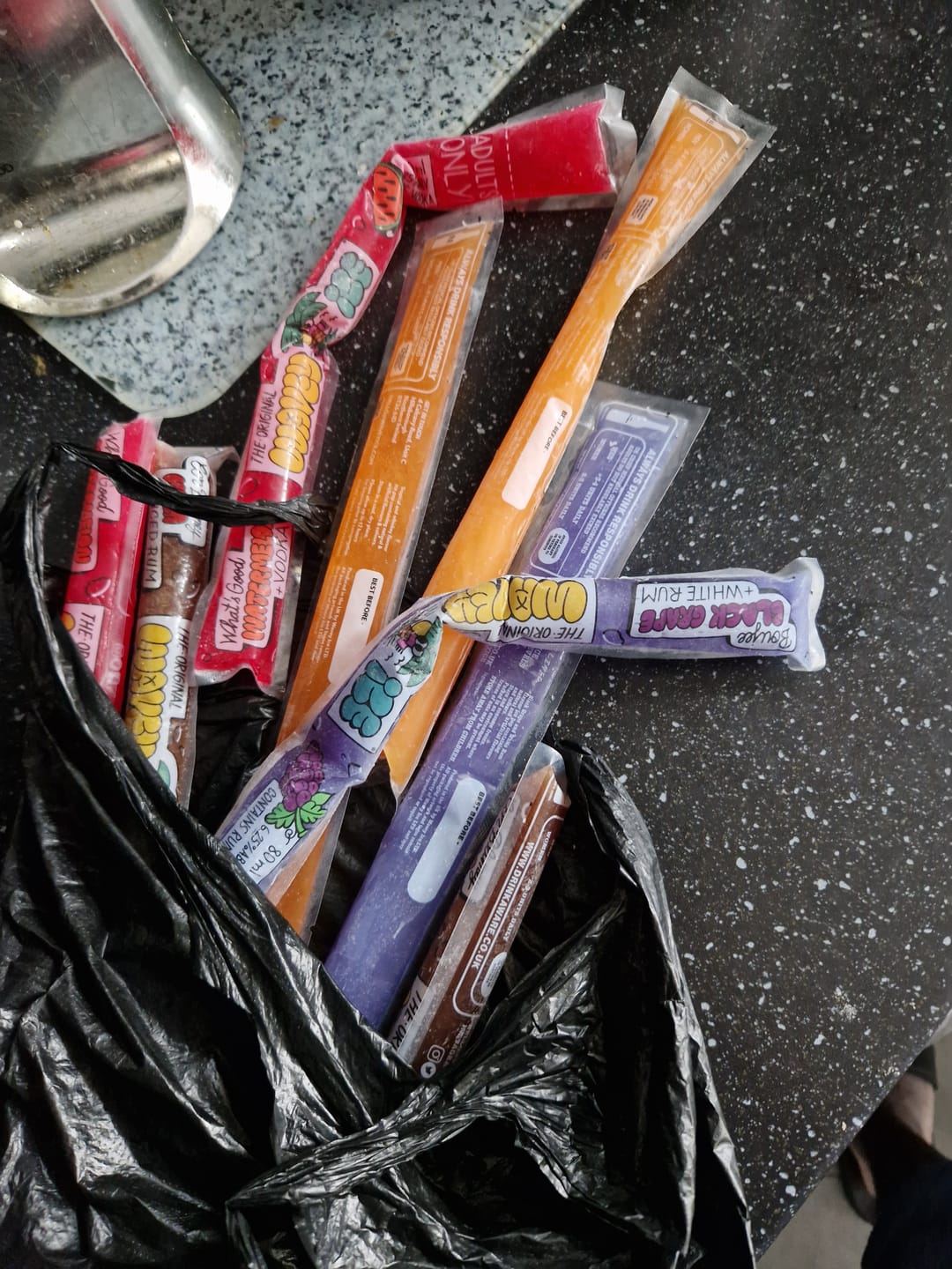 Customer photo review of Mixed Flavours 15 Alcohol Ice Pops Box