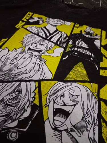 Customer photo review of Onepiece Vintage T-shirts