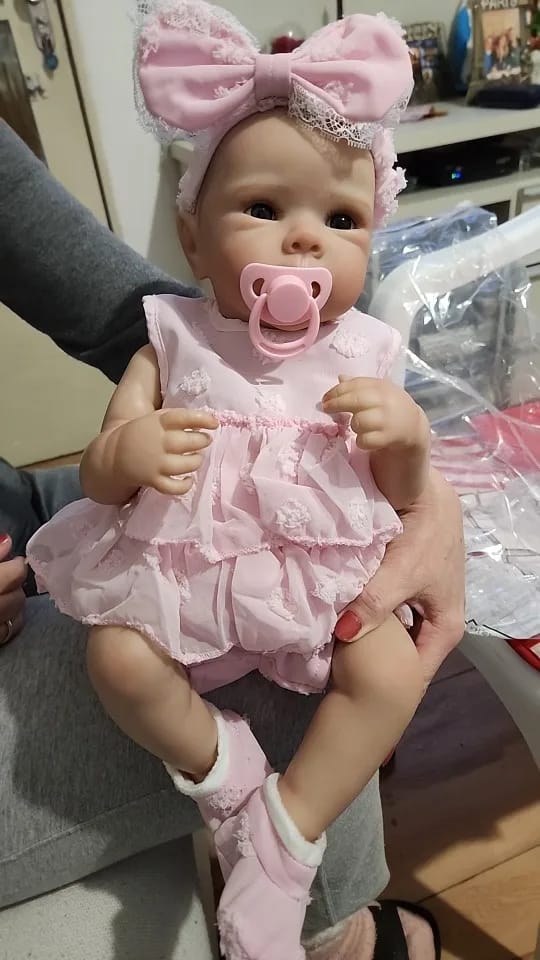 Customer photo review of 18inch Girls Bettie Full Silicone Vinyl Bebe Reborn Lifelike Painted Soft Skin Doll For Children's Gift