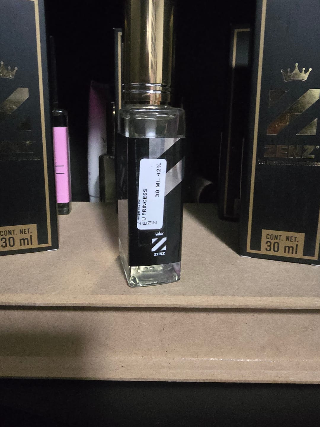 Customer photo review of Perfume Inspirado en U I DONT NEED A PRINCE BY MY SIDE TO BE A PRINCESS KILLIAN NUEVO ABRIL 2024 zenz