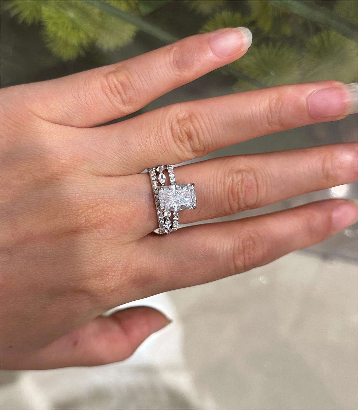 Customer photo review of S925 3.5Ct Radiant Cut 3PC Wedding Ring Set Stackable Rings For Everyday Wear