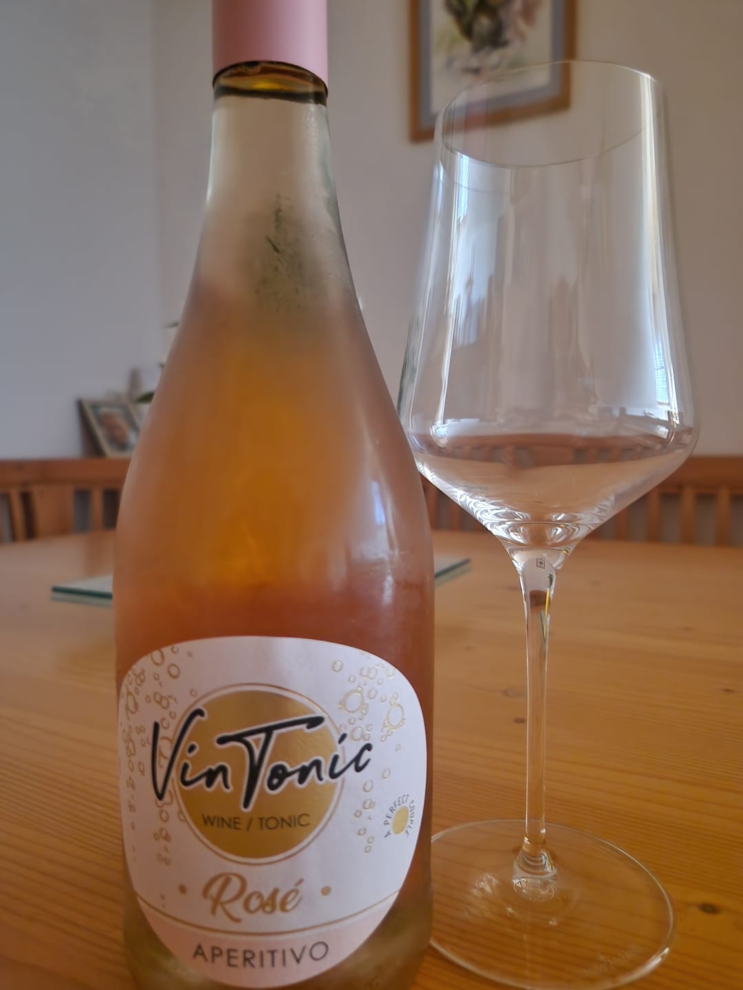 Customer photo review of VinTonic Rosé  | 6 x 0,75 L