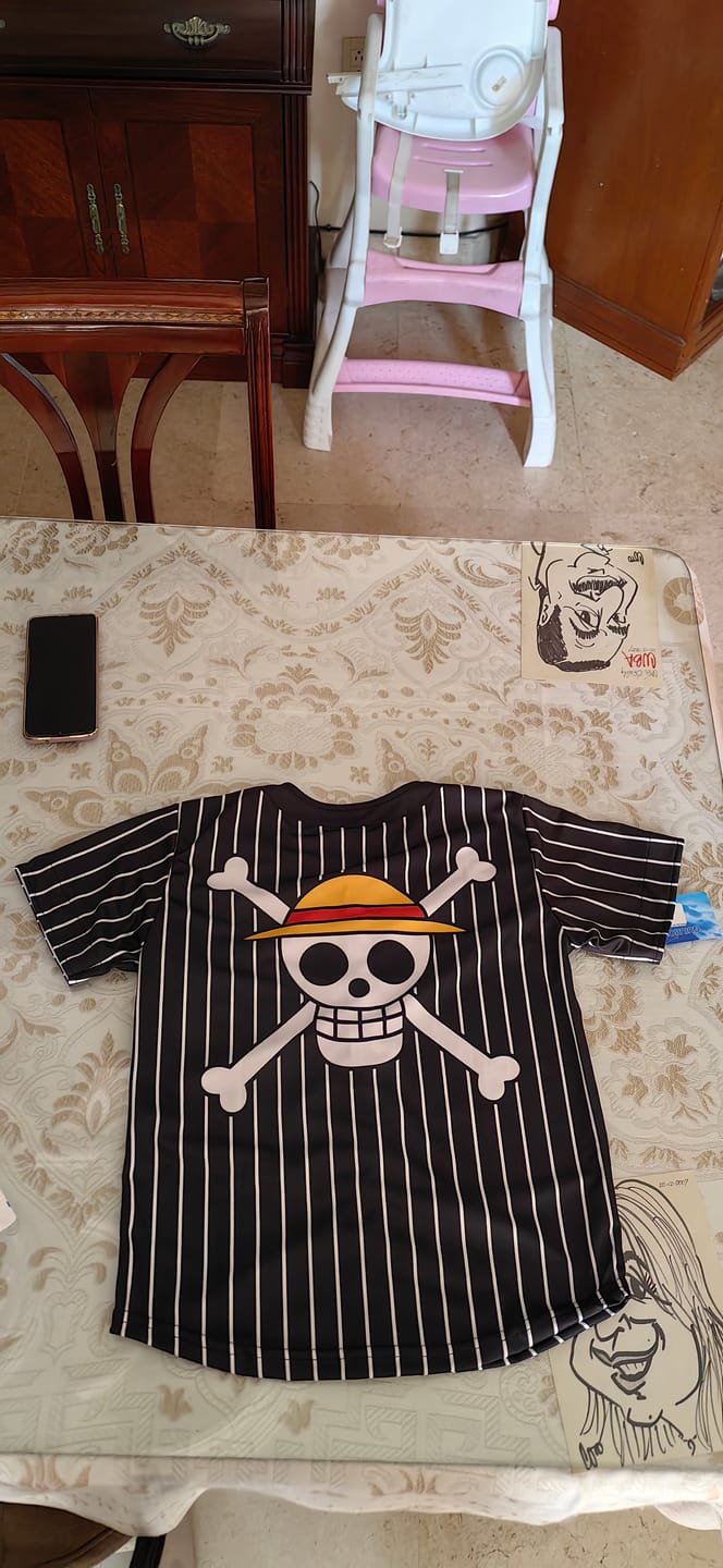 Customer photo review of Beisbolera One Piece Mugiwaras