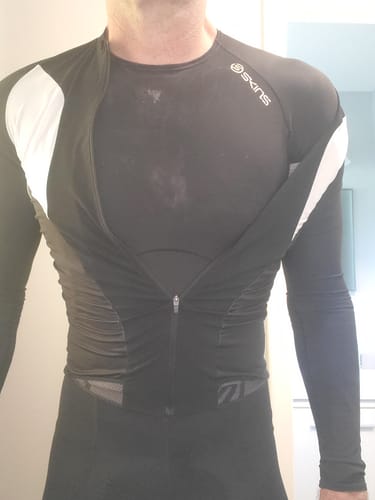 Customer photo review of SKINS SERIES-3 MEN'S LONG SLEEVE TOP BLACK