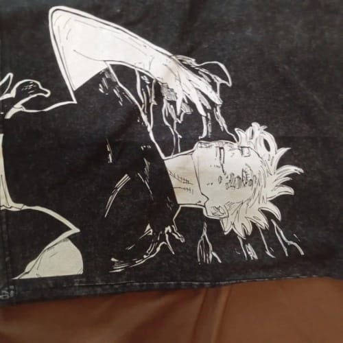 Customer photo review of Gojo Sixth Eye Oversized Vintage T-shirt