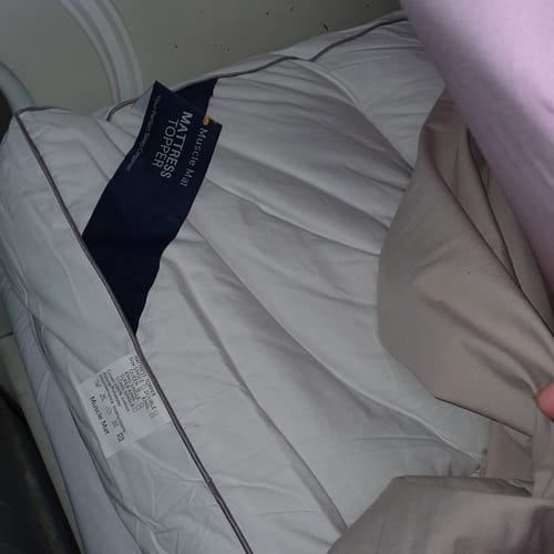 Customer photo review of Muscle Mat Luxury Mattress Topper - 4 Inches Thick