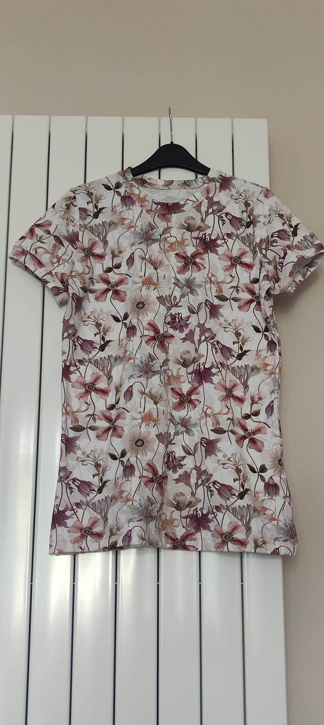 Customer photo review of Printed Cotton Jersey Remnants