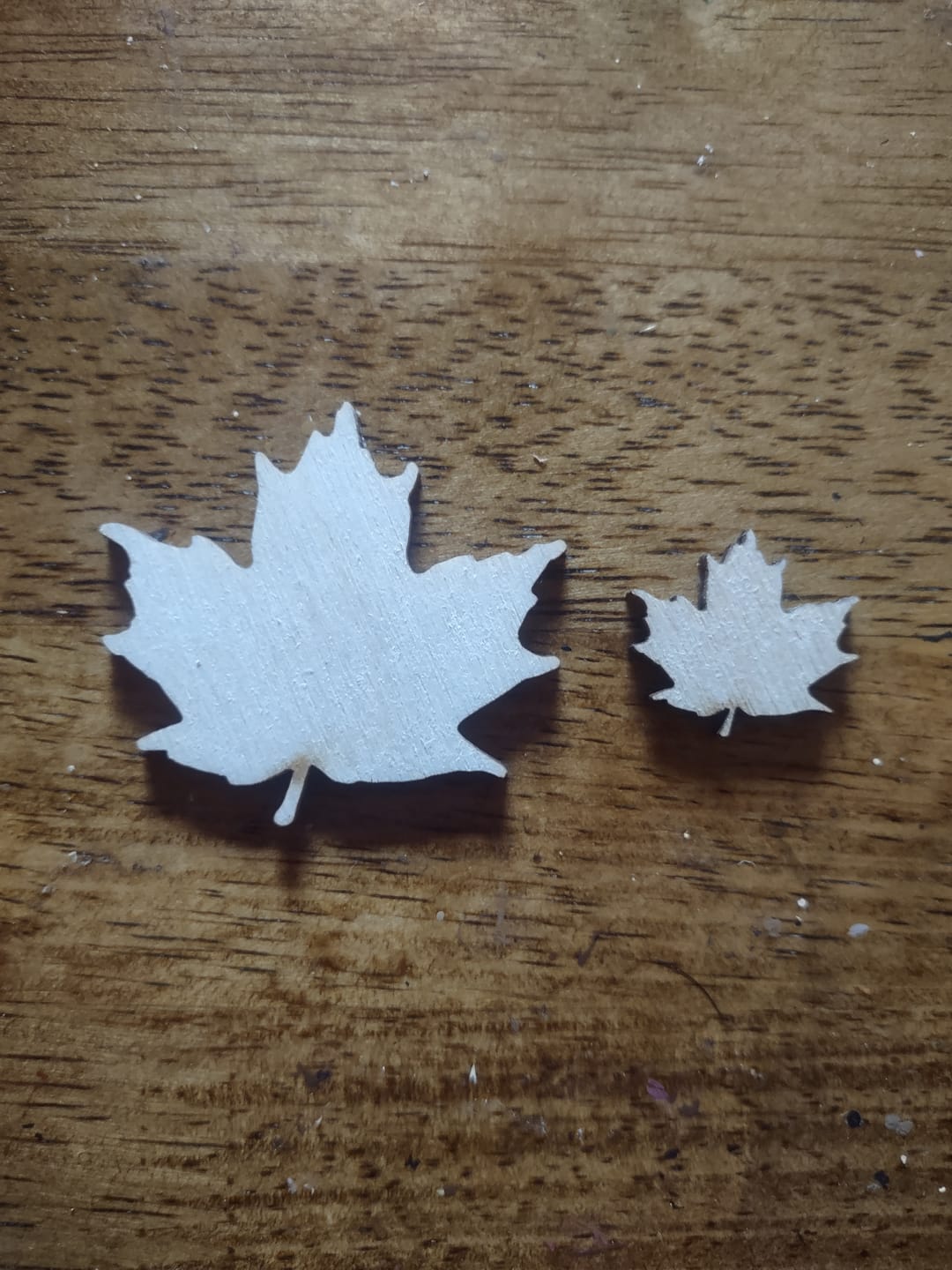Customer photo review of Unfinished Wood Maple Leaf Shape - Craft - up to 36" DIY