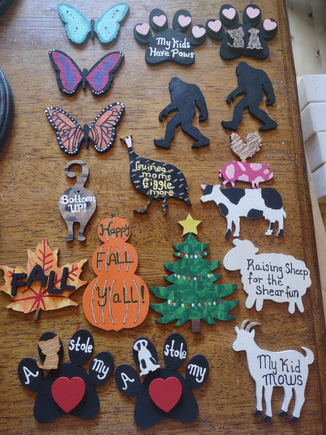 Customer photo review of Unfinished Wood Maple Leaf Shape - Craft - up to 36" DIY