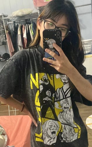 Customer photo review of Onepiece Vintage T-shirts