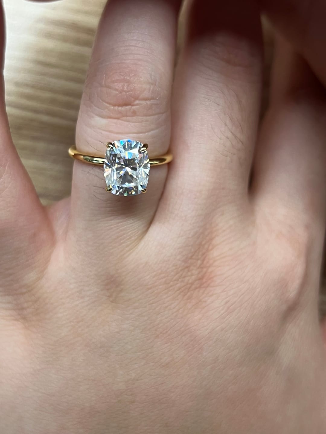 Customer photo review of S925 Moissanite 2.5~4.0 Carat Cushion Cut Engagement Ring Solitaire Promise Ring For Everyday Wear