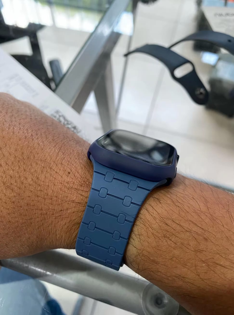 Customer photo review of Magnetic Soft Silicone Strap for Apple Watch