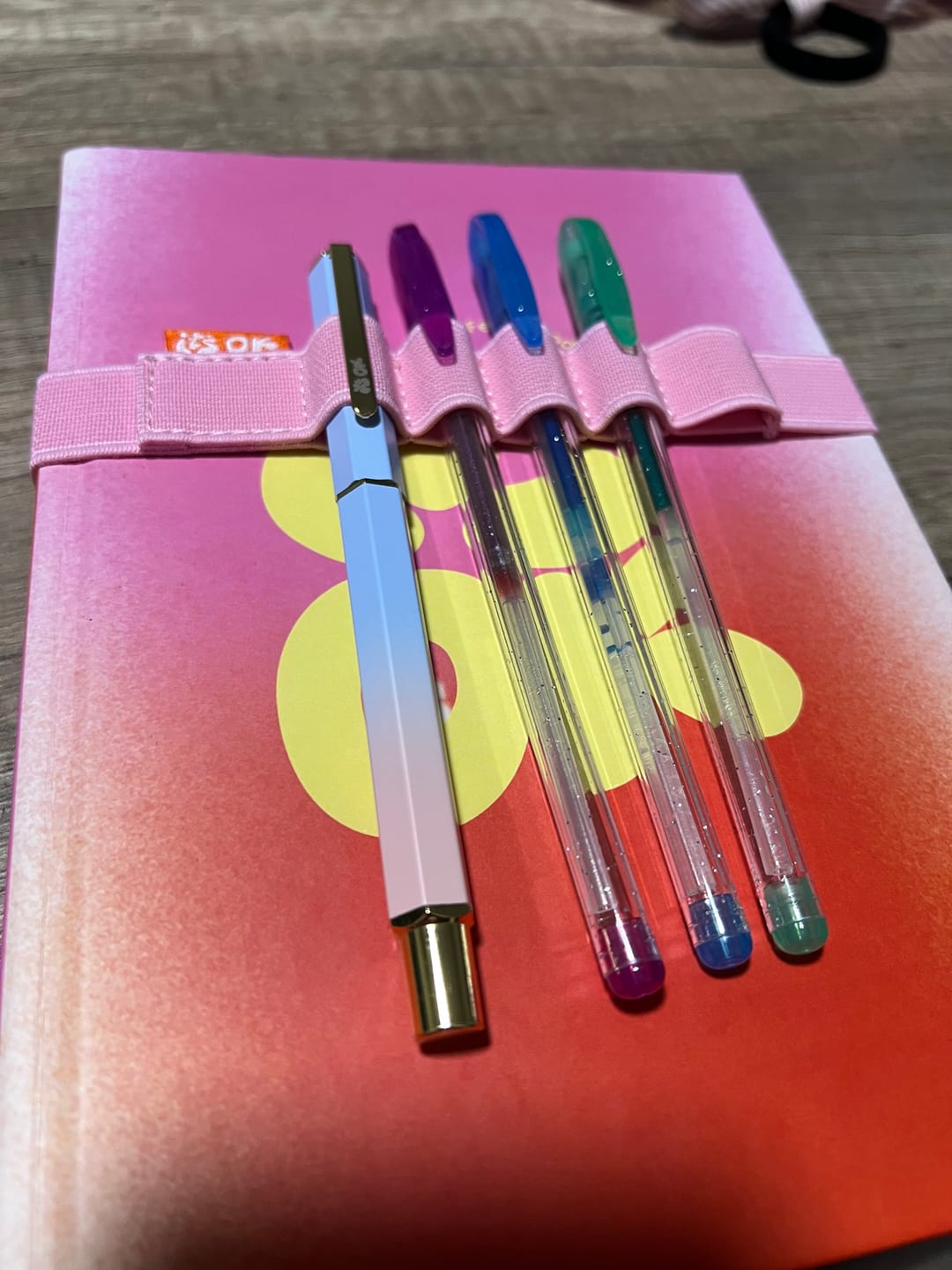 Customer photo review of Bolígrafo It's OK | Exterior degradado