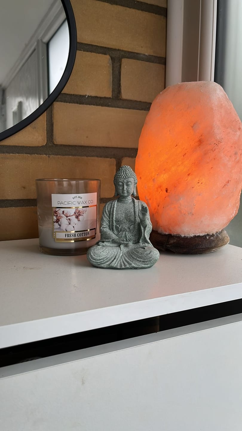 Customer photo review of Tibetan Meditation Contemplation Buddha Serenity Compassion Statue Figurine Decoration