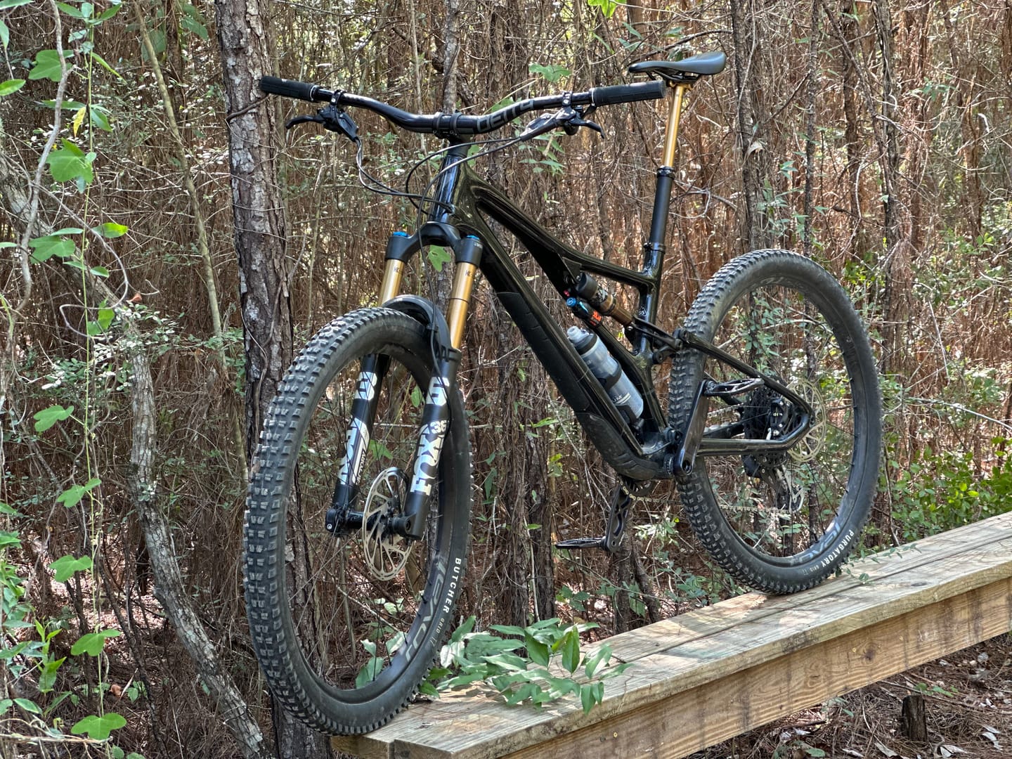 Customer photo review of Metallic Fox 36 Factory Fork Decal