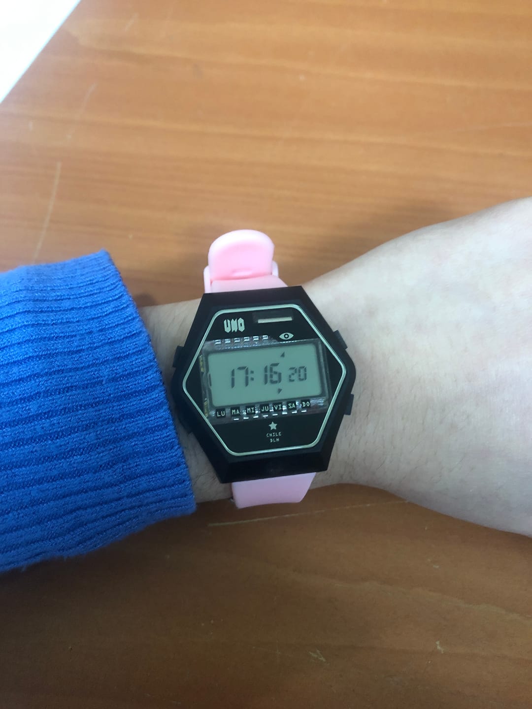 Customer photo review of PREVENTA CON DESPACHO JULIO: El Número Uno, el primer reloj digital en la historia de Chile