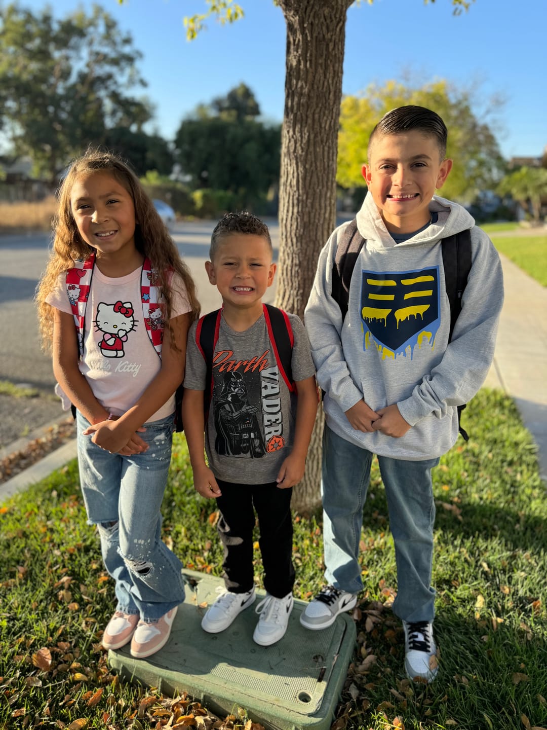 Customer photo review of YOUTH DRIPPIN' MIDWEIGHT HOODIE SWEATSHIRT