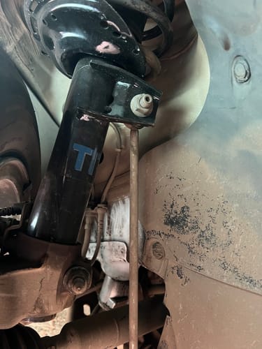 Customer photo review of Shock Absorber Vw Golf 7/Audi A3Front (SF8311T)