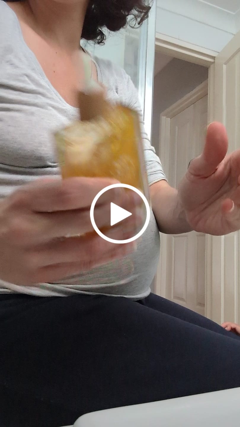 Customer video review of Radiance Body Oil (Skin Firming)