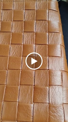 Customer video review of BOTTEGA LUXO 1.5 FUNDO MANTA COR CACAU