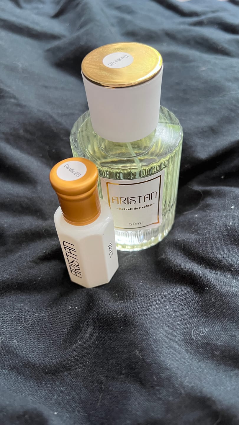 Customer photo review of Vanilla 28