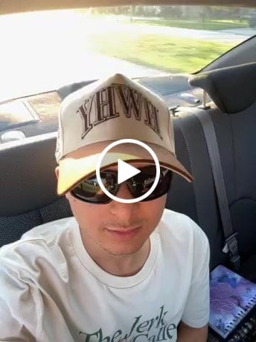 Customer video review of ‘YHWH’ Structured SnapBack - Cream/Brown