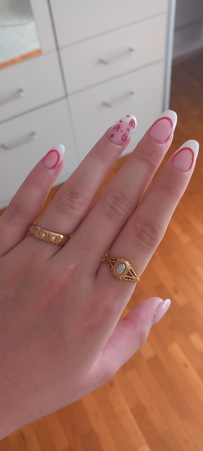 Customer photo review of Vintage Royal Pearl Ring