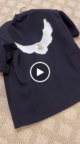 Customer video review of Dove Padded Heavy Fleece Tee - Yeezy Gap Engineered By Balenciaga