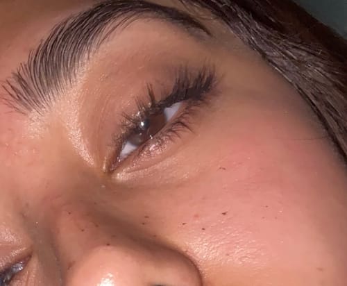 Customer photo review of Suero para pestañas y cejas