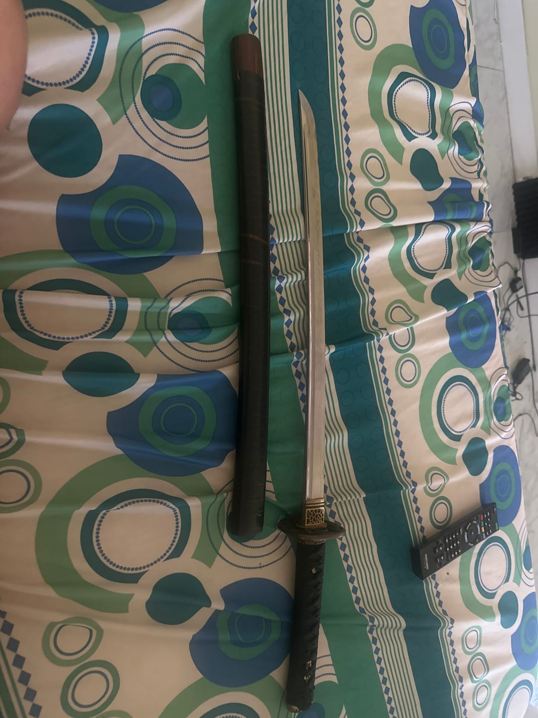 Customer photo review of The Batsusora Handmade Katana Wakizashi Clay Tempered T10 Steel