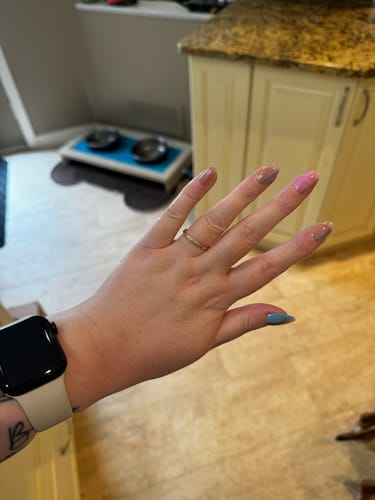 Customer photo review of Don't Be Jelly Press On Nails (24PC)