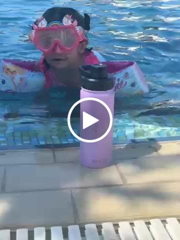 Customer video review of DOZZE Cruiser Water Bottle