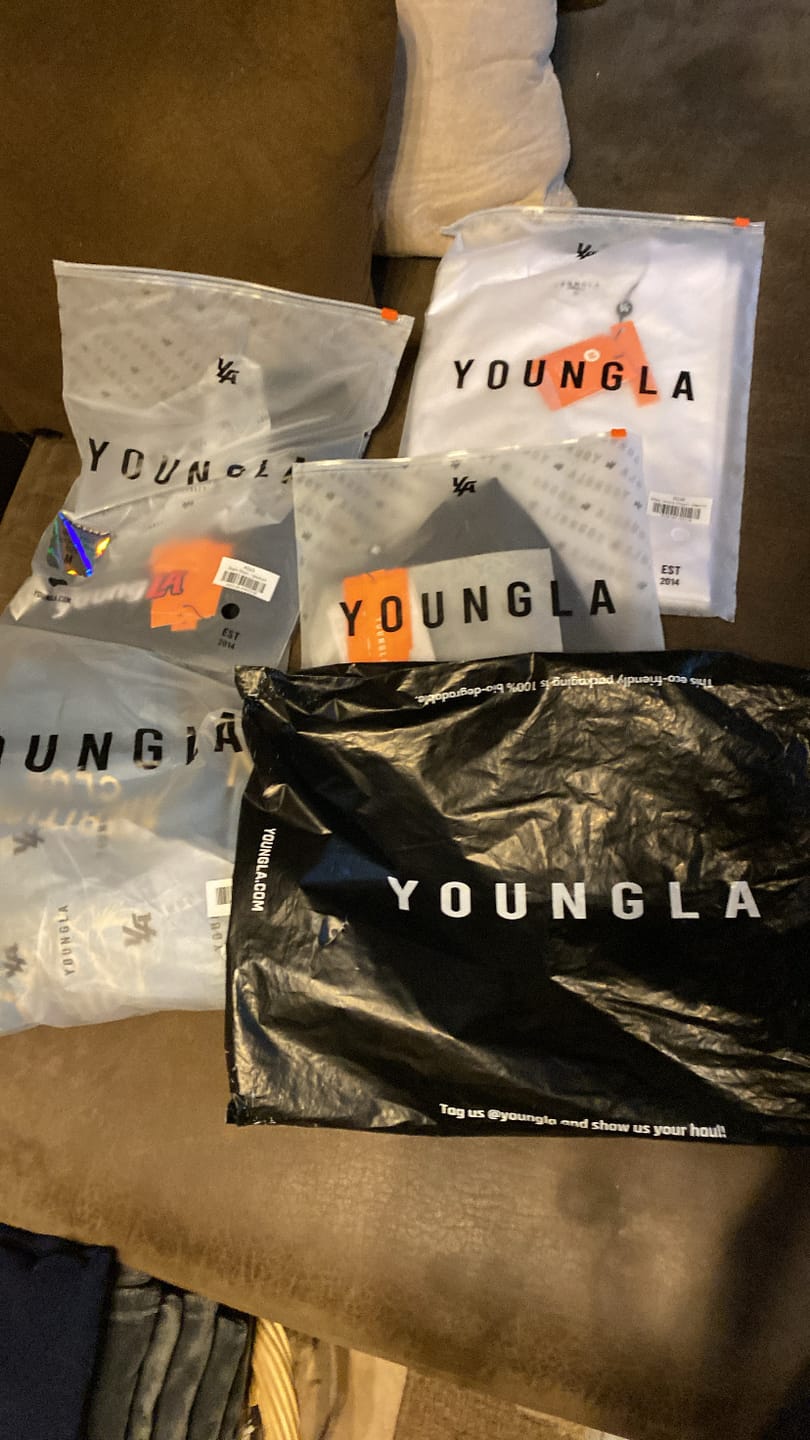 Customer photo review of 4023 - Perfect Tee Straight Bottom 2.0