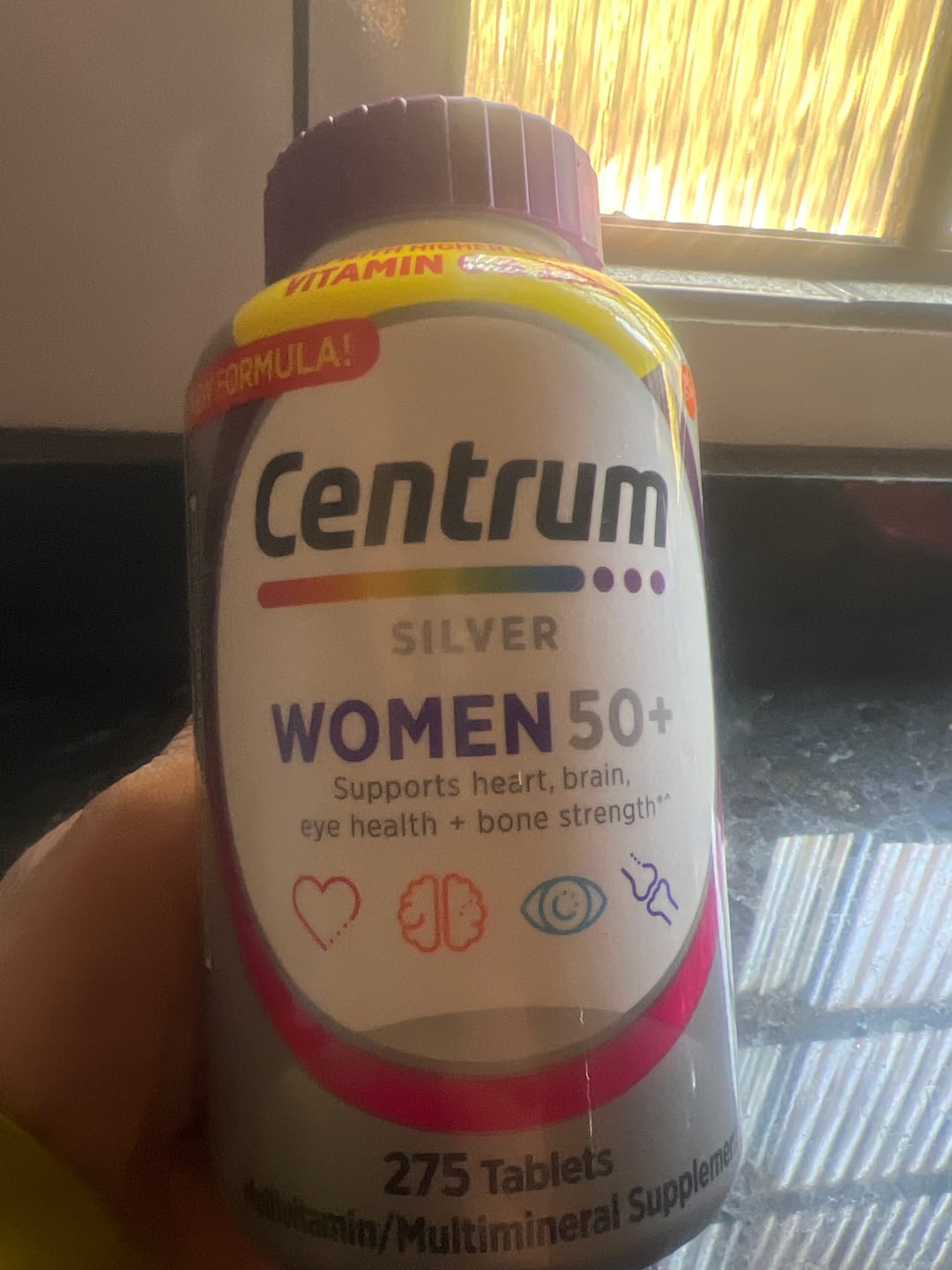 Customer photo review of Centrum Silver - Multivitamina para Mulheres acima de 50 anos (275 Caps)