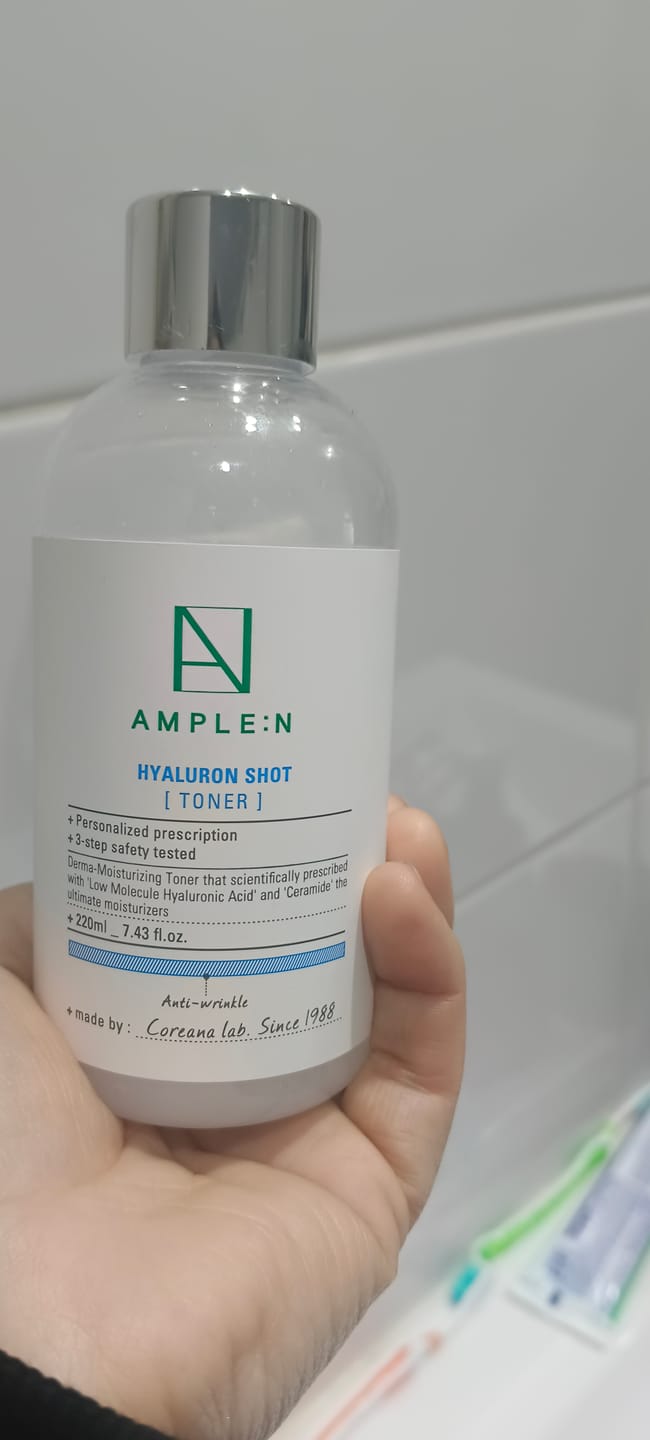 Customer photo review of Tónico Facial Hidratante Amplen Ácido Hialurónico 220ml