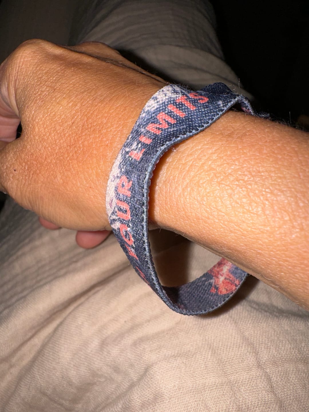 Customer photo review of Push Your Limits - Elastisches Armband